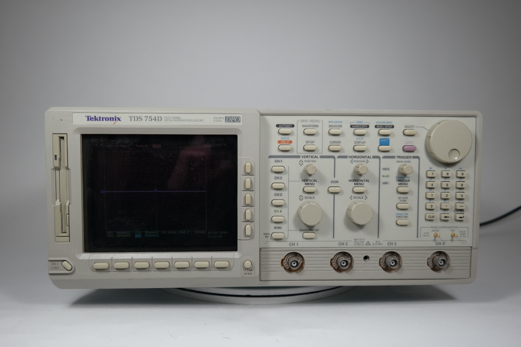 Tektronix/Oscilloscope Digital/TDS754D/A1